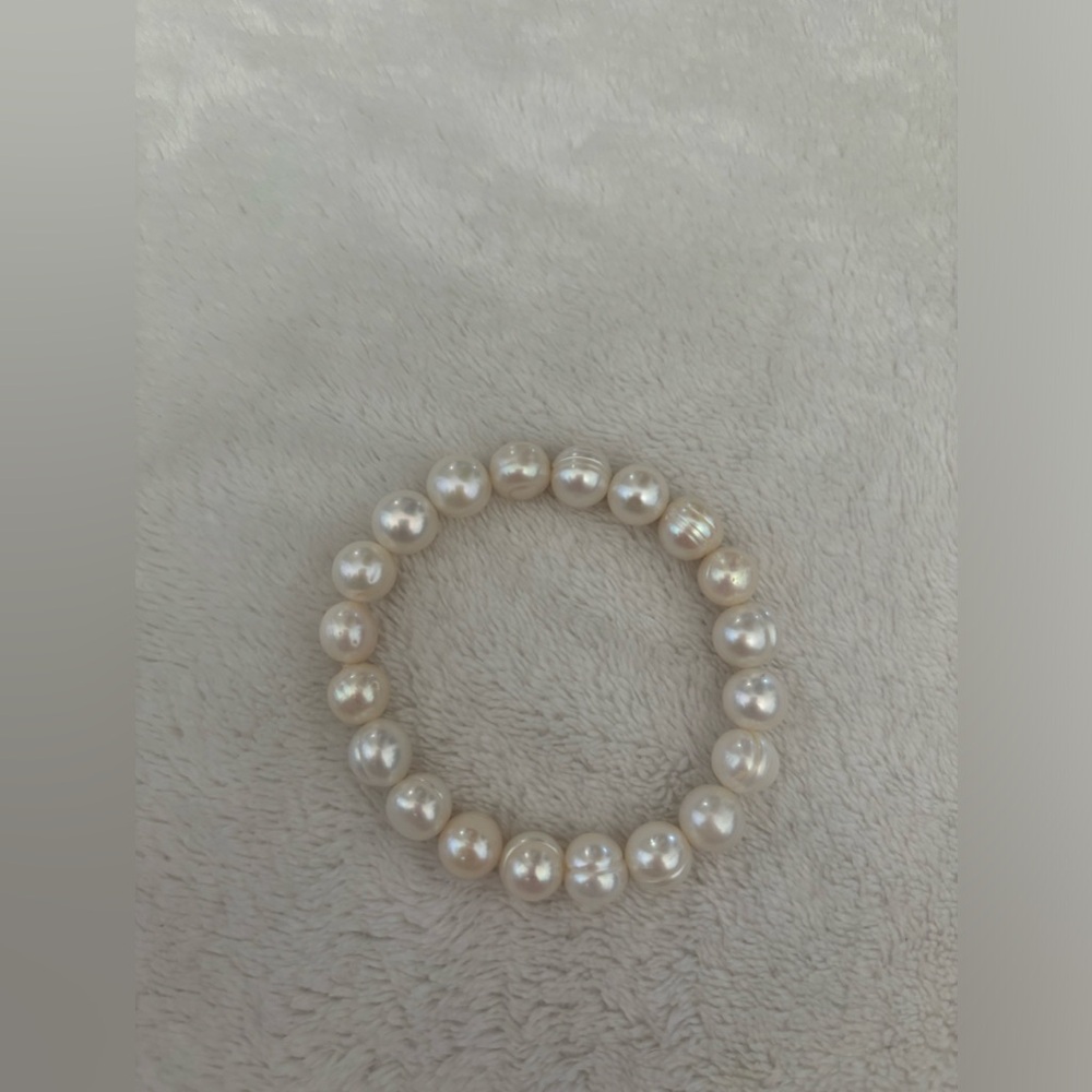pearl bead bracelet